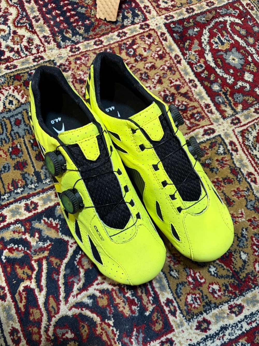 New Lake CX302 cycling shoes. Size 44. Hi-viz yellow